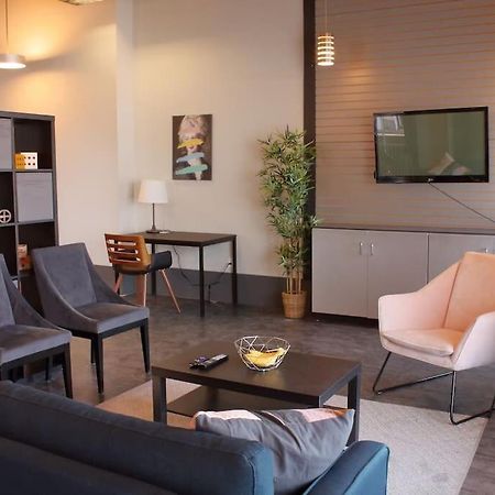 Suite #B, Industrial Styling, Ac Halifax Extérieur photo