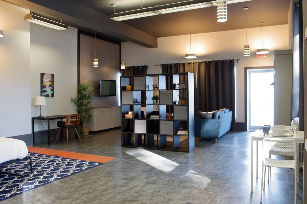 Suite #B, Industrial Styling, Ac Halifax Extérieur photo